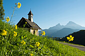 Chapel on Lockstein, behind Watzmann, Berchtesgaden, Berchtesgadener Land, Upper Bavaria, Bavaria, Germany