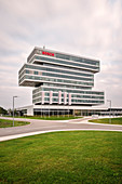 main building of research campus of BOSCH company, SFP Architects, Renningen, Baden-Wuerttemberg, Germany