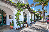 Santa Barbara, Historic El Paseo shops on State Street in the city of Santa Barbara in southern California.
