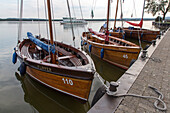 'Holzboote, ''Auswanderer'', Ausflugsboote, Insel Wilhelmstein, Steinhuder Meer, Niedersachsen, Deutschland '