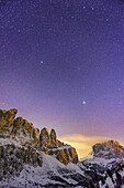 Sternenhimmel über Sella und Langkofel, Dolomiten, UNESCO Weltnaturerbe Dolomiten, Venetien, Venezien, Italien