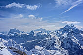 Blick auf Dolomiten mit Pelmo, Civetta und Tofanen, Kleine Gaisl, Fanes-Sennes-Gruppe, Dolomiten, UNESCO Weltnaturerbe Dolomiten, Südtirol, Italien