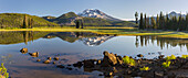 South Sister, Sparks Lake, Cascades, Oregon, USA