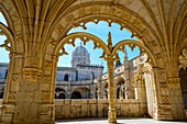 Manueline ornamentation in the cloisters of Mosteiro dos Jeronimos (Monastery of the Hieronymites), UNESCO World Heritage Site, Belem, Lisbon, Portugal, Europe