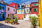 Coloured houses at Calle Daffan, Burano, Veneto, Italy, Europe