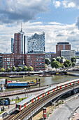 Hamburgs new Elbphilharmonie and view to Kehrwiederspitze, modern architecture in Hamburg, Hamburg, north Germany, Germany