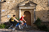 France, Vaucluse, Lagarde Pareol, bicycle ride