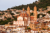 Mexico, Guerrero state, Taxco, Santa Prisca Cathedral