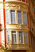 Frankreich, Alpes Maritimes, Menton, Place de l'Hôtel de Ville (Rathausplatz), Fenster