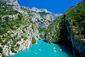 Frankreich, Alpes-de-Haute-Provence, Verdon regionalen Naturpark, Gorges du Verdon, See Sainte Croix
