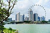 The Singapore Flyer ferris wheel, Marina Bay, Singapore, Southeast Asia, Asia