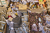 Spices and Souvenirs, Herbes de Provence, Lavandin, Roses,  Market Stall, Vieux Nice, Cours Saleya,  Alpes Maritimes, Provence, French Riviera, Mediterranean, France, Europe
