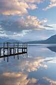 Brandlehow Bay, Borrowdale, Lake Derwent Water at daybreak, Lake District National Park, Cumbria, England, United Kingdom, Europe