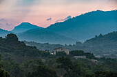 Sonnenaufgang über den Bergen von Arta, Mallorca, Balearen, Spanien