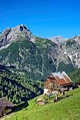 Hut Plumsjochhuette with Karwendel range in background, Plumsjoch, Mondscheinspitze, Natural Park Karwendel, Karwendel range, Tyrol, Austria