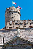 Der Turm der Burg Castello del Buonconsiglio, Trient, Trentino, Südtirol, Italien