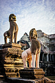 Statues at Angkor Wat ruins, Siem Reap, Cambodia