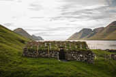 Alter Stall aus Stein, Färöer Inseln