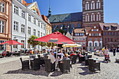 Cafés on marketplace, Hanseatic City Stralsund, Baltic Sea coast, Mecklenburg-Western Pomerania, Northern Germany, Germany, Europe