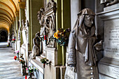 sculptures, Colonnade, Monumental Cemetery of Staglieno, Genoa, Liguria, Italy