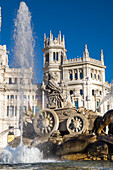 Fountain, Plaza de Cibeles Palace (Palacio de Comunicaciones), Plaza de Cibeles, Madrid, Spain, Europe