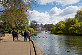 St. James's Park, Whitehall, Westminster, London, England, Großbritannien, Europa