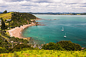 Tapeka Beach von Tapeka Point, ein beliebter Spaziergang in Russell, Bay of Islands, Northland Region, Nordinsel, Neuseeland, Pazifik