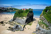 Hängebrücke am Strand von Towan, Newquay, Cornwall, England, Großbritannien, Europa