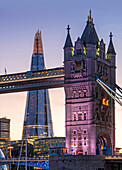 UK, England, London, Tower Bridge, Shard, City Hall.