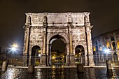 Europe, Italy, Lazio, Rome. Arch of Costantine by night.