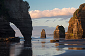 Rock formations, Tongaporutu, Taranaki, North Island, New Zealand, Oceania