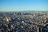 Tokio mit Sumida Fluss und Berg Fuji gesehen vom Tokyo Skytree, Sumida-ku, Tokio, Japan