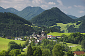 Blick auf Maria Neustift, Oberösterreich, Österreich