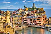 Vernazza, Riviera de Levanto, Cinque Terre, Liguria, Italy.