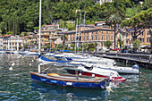 Hafen in Toscolano-Maderno am Gardasee, Oberitalienische Seen, Lombardei, Norditalien, Italien, Südeuropa, Europa