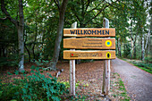 National Park sign, Vorpommersche Boddenlandschaft National Park, Zingst peninsula, Mecklenburg-Western Pomerania, Germany, Europe