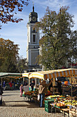 Weekly market with church St. Peter and Paul, Lindenberg, Westallgaeu, Allgaeu, Swabia, Germany
