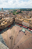 Top view of Piazza del Campo with the historical buildings and The Fonte Gaia fountain, Siena, UNESCO World Heritage Site, Tuscany, Italy, Europe