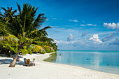 White sand beach and turquoise water, Sun Island Resort, Nalaguraidhoo island, Ari atoll, Maldives, Indian Ocean, Asia