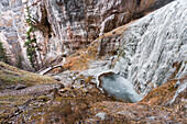 Gefrorener Wasserfall Tret, Europa, Italien, Trentino Südtirol, Trentino Bezirk, Non Tal, Tret Stadt