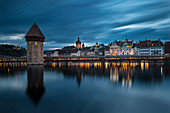 Luzern und die Kapellbrücke, Luzern, Kanton Luzern, Schweiz, Europa
