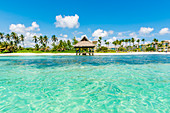 Playa Blanca, Punta Cana, Dominikanische Republik, Karibisches Meer, Strohhütte am Strand