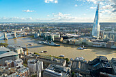 Blick auf die Themse, Tower Bridge und die Shard, London, England, Großbritannien, Europa