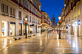 Calle Marques de Larios in der Dämmerung, Malaga, Costa del Sol, Andalusien, Spanien, Europa