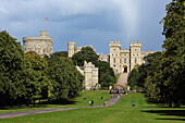 The Long Walk, Windsor Great Park und Windsor Castle, Berkshire, England