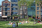 Sommertag am Hoxton Square, Hoxton, East London, England