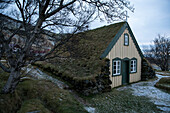 Die Kirche Hofskirkja im Winter, Island / Iceland, Hof, Island, Iceland, Europa