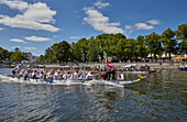 Drachenbootfest in Warnemünde, Mecklenburg Vorpommern, Deutschland