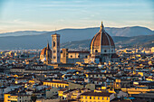 Sunset on Santa Maria del Fiore cathedral (Duomo), UNESCO World Heritage Site, Florence, Tuscany, Italy, Europe