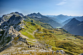 View towards valley Riedingtal with Faulkogel and Grosses Mosermandl, Weissgrubenkopf, valley Riedingtal, Radstadt Tauern, Lower Tauern, Carinthia, Austria